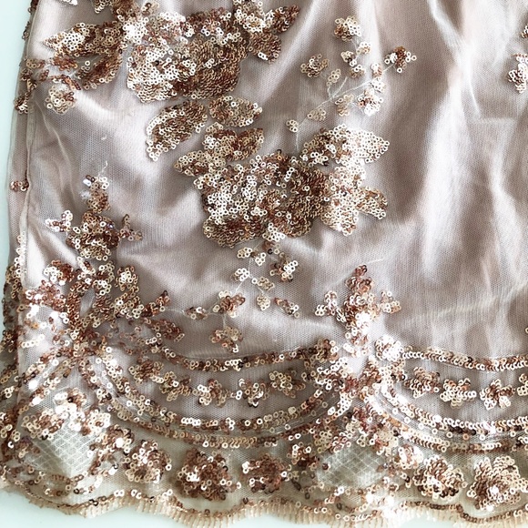 Bodycon Sequin Dress - Picture 6 of 6